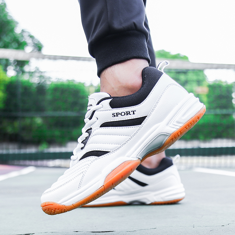 New Sports Shoes for Men and W - Table Tennis Basic recensione e prezzo