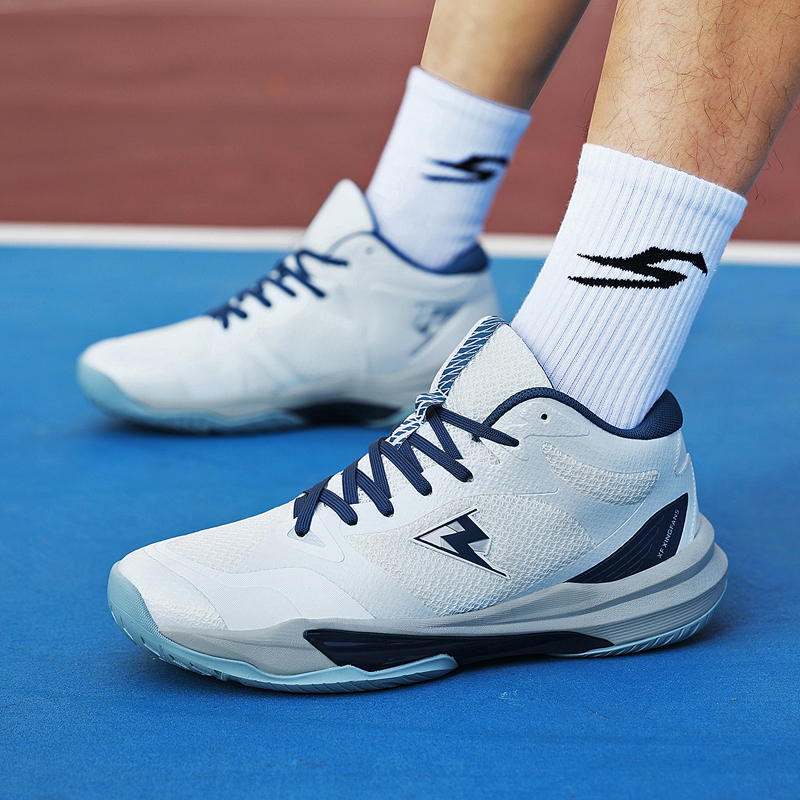 New Sports Shoes for Men and W - Table Tennis Basic recensione e prezzo