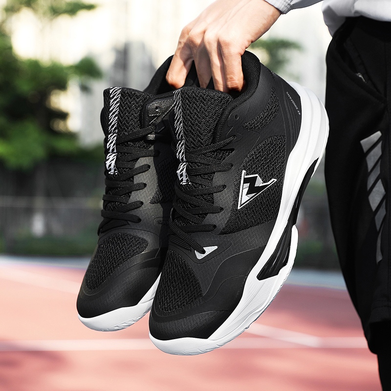 New Sports Shoes for Men and W - Table Tennis Basic recensione e prezzo
